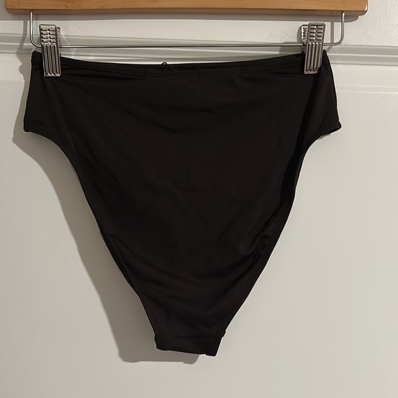 WE WORE WHAT “BUNDLE OF 3” SWIMWEAR SWIMSUITS SIZE XS NWT - Picture 5 of 7